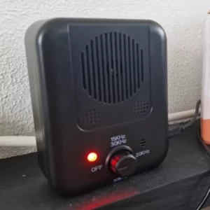 Dispositivo Ultrassónico para Parar Latidos de Cão recebido da cliente J***a
