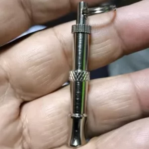 Apito de treino para cães recebido da cliente W***a.