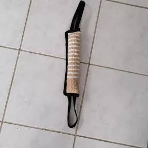 Brinquedo de tração para treino de cães recebido do cliente U***q.