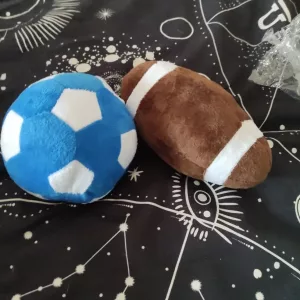 Recebi o Brinquedo de Futebol para Cães com Apito da cliente O****p.