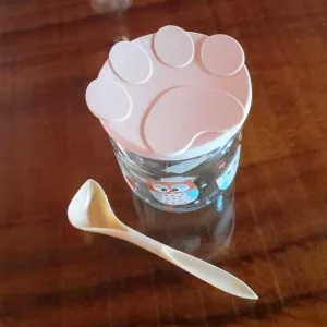 Conjunto de Tampa de Silicone para Comida de Cão e Colher recebido do cliente E*****u.